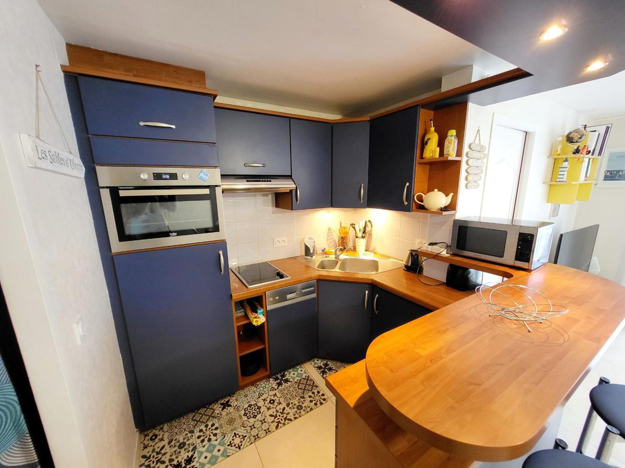 Appartement Moderne Au Centre-Ville, 150M Plage, Wifi, Confort Ideal Pour Familles - Fr-1-92-876 لي سابلِ دولونْ المظهر الخارجي الصورة