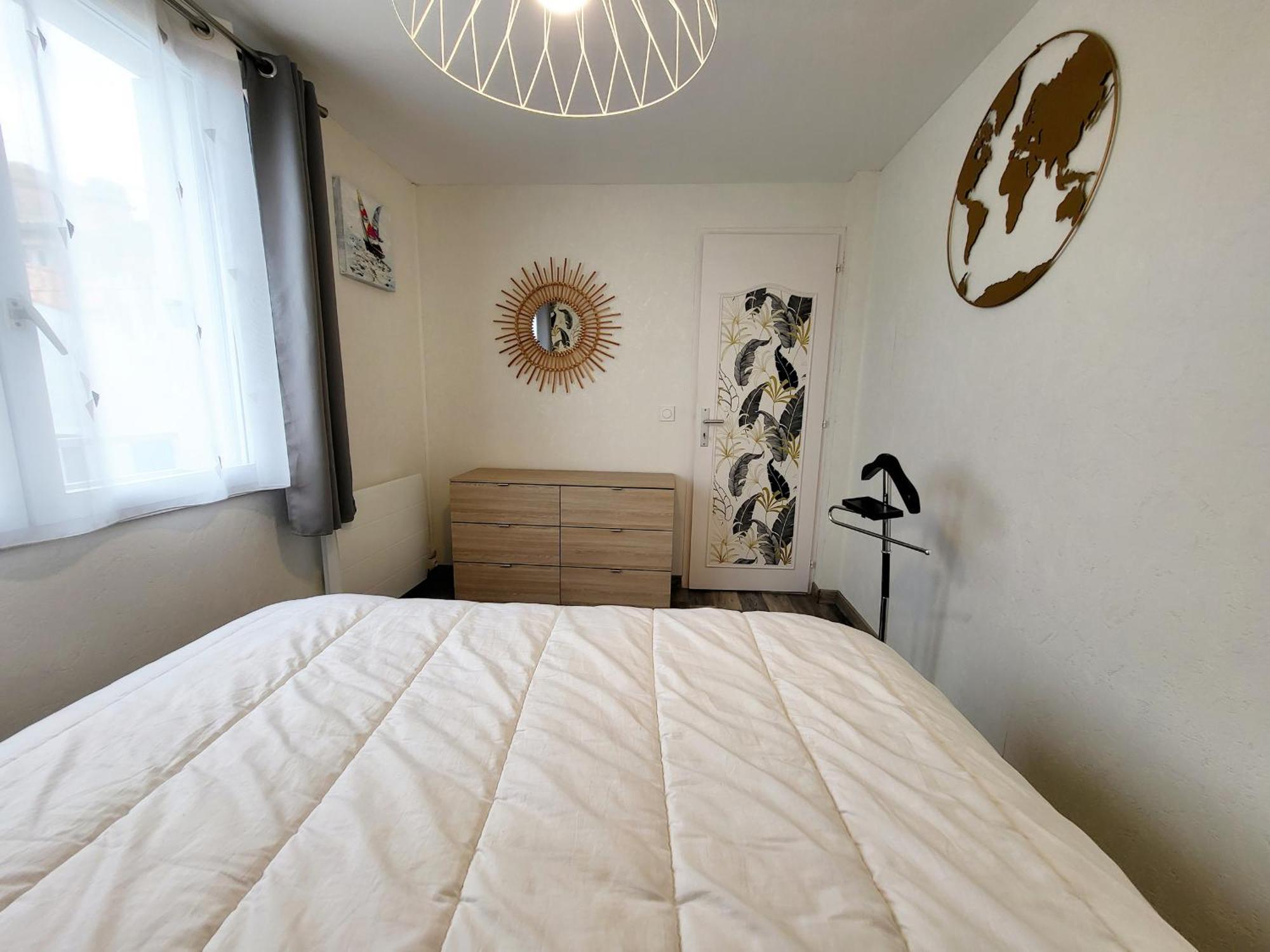 Appartement Moderne Au Centre-Ville, 150M Plage, Wifi, Confort Ideal Pour Familles - Fr-1-92-876 لي سابلِ دولونْ المظهر الخارجي الصورة