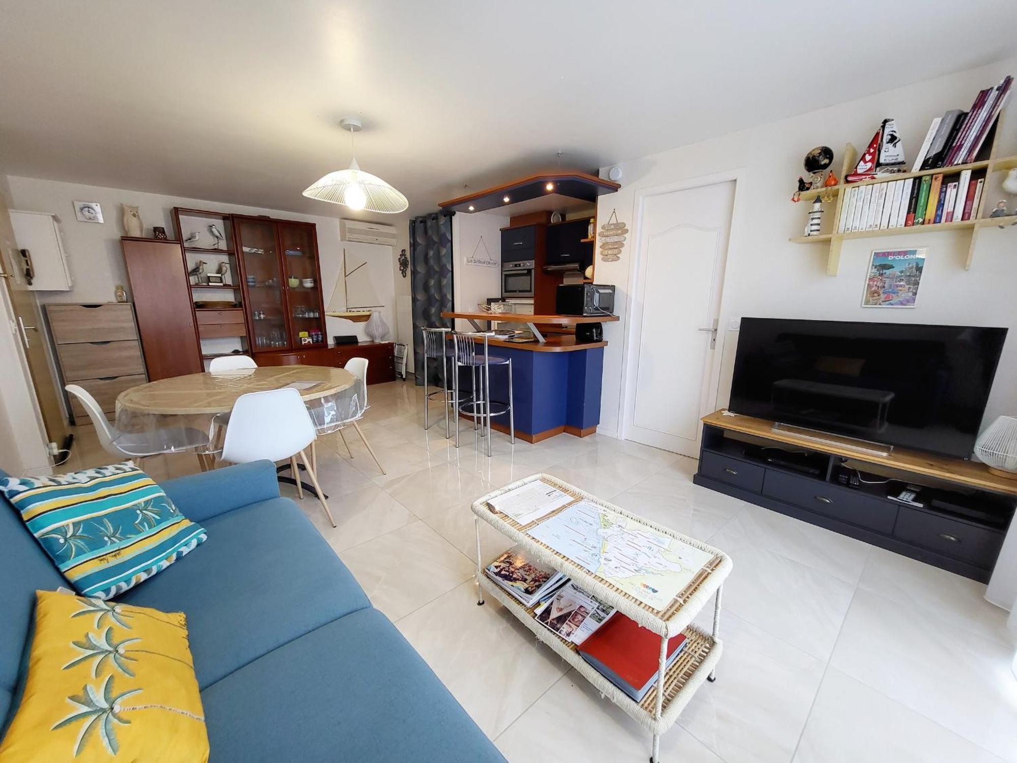 Appartement Moderne Au Centre-Ville, 150M Plage, Wifi, Confort Ideal Pour Familles - Fr-1-92-876 لي سابلِ دولونْ المظهر الخارجي الصورة
