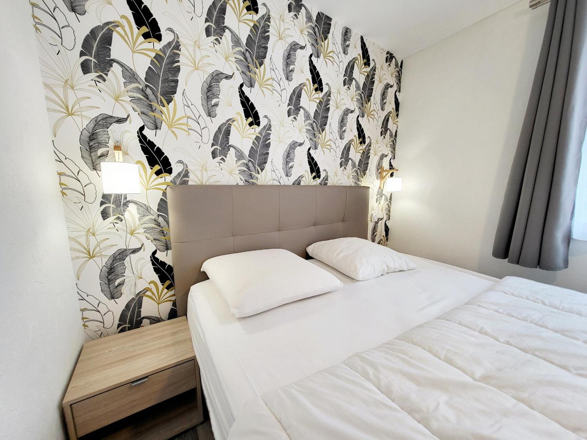 Appartement Moderne Au Centre-Ville, 150M Plage, Wifi, Confort Ideal Pour Familles - Fr-1-92-876 لي سابلِ دولونْ المظهر الخارجي الصورة